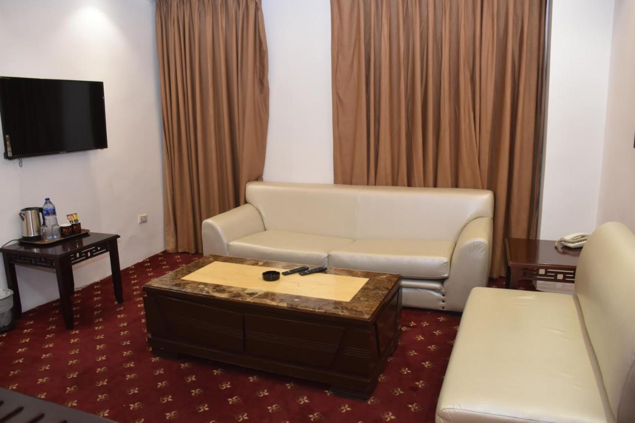 Madison Hotel Амман Экстерьер фото