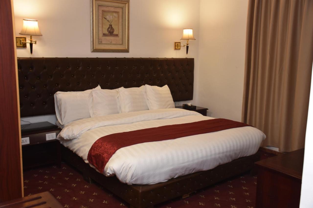 Madison Hotel Амман Экстерьер фото
