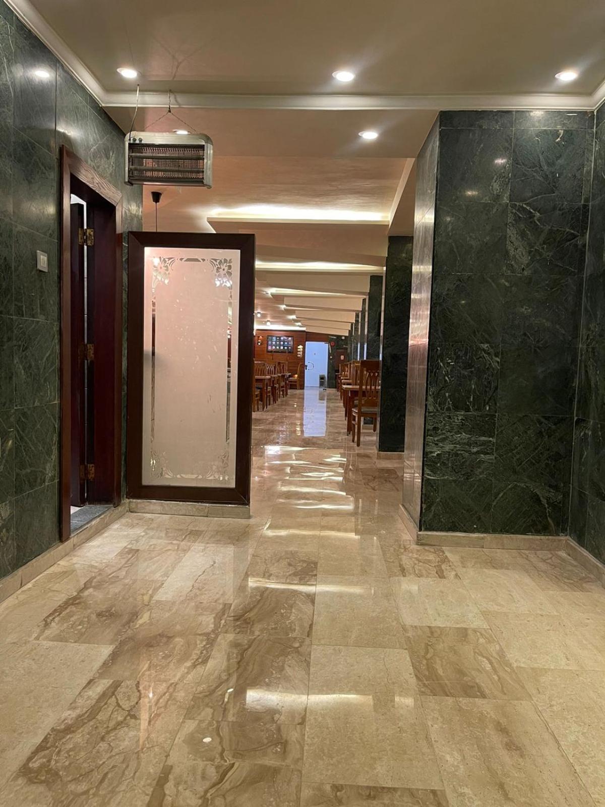 Madison Hotel Амман Экстерьер фото