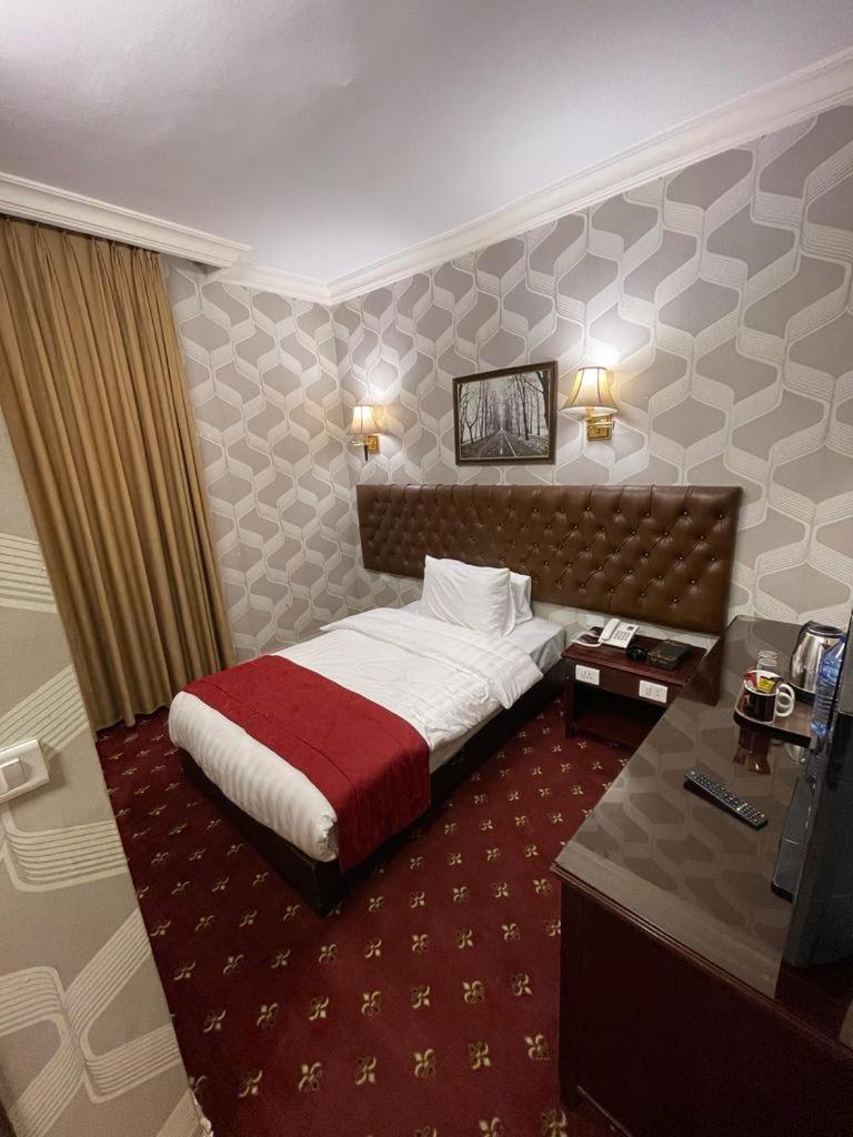 Madison Hotel Амман Экстерьер фото