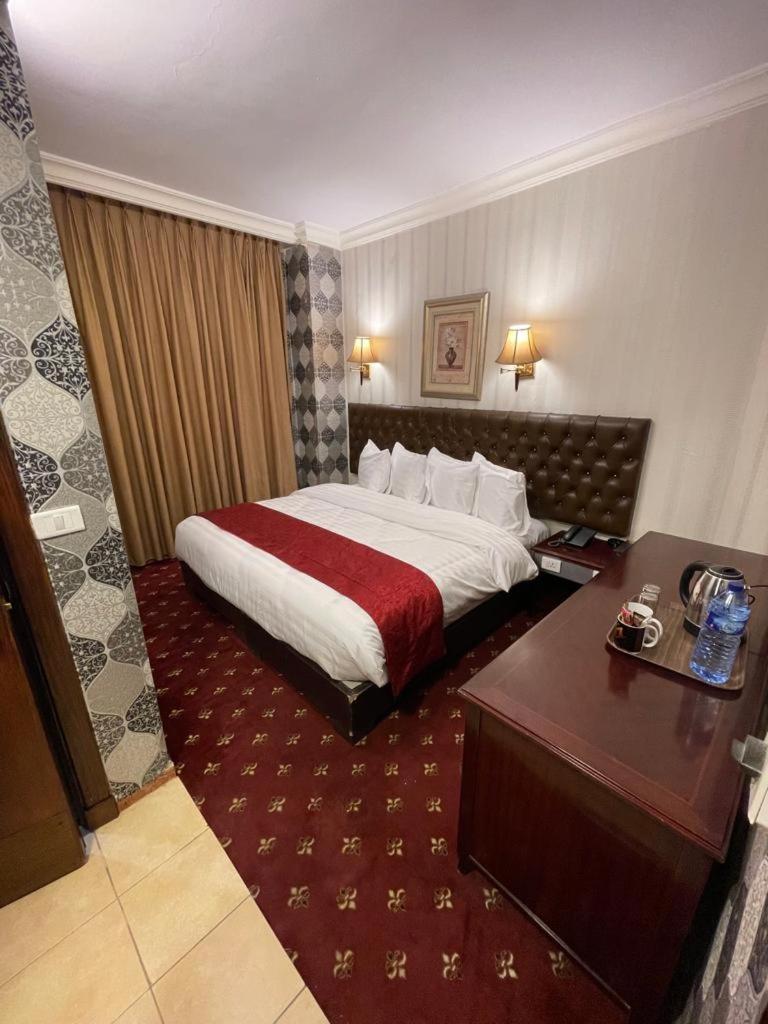 Madison Hotel Амман Экстерьер фото