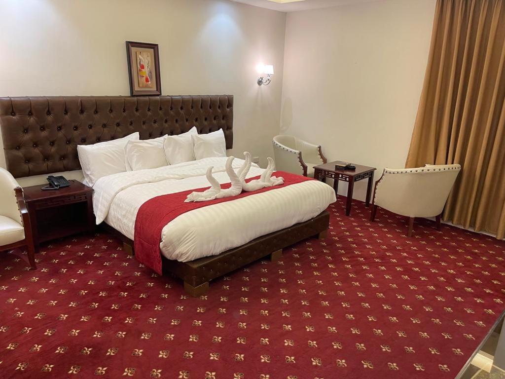 Madison Hotel Амман Экстерьер фото